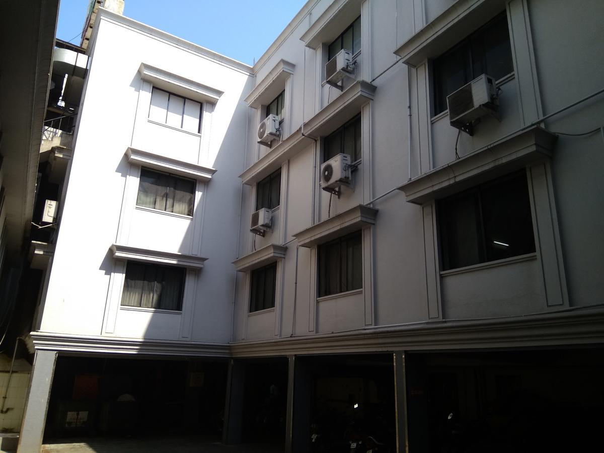 Oyo 14933 Rpr Residency Hotel Chennai Bagian luar foto