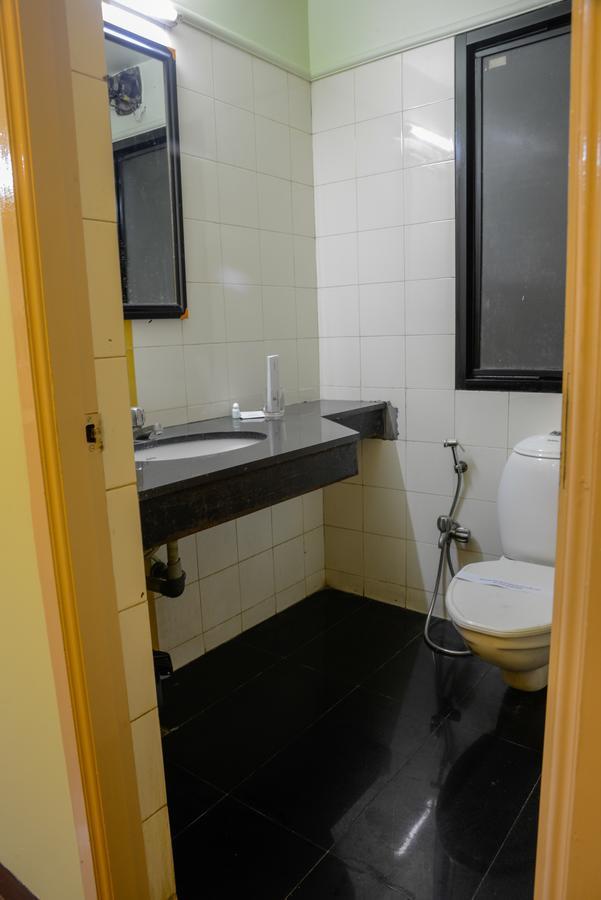 Oyo 14933 Rpr Residency Hotel Chennai Bagian luar foto