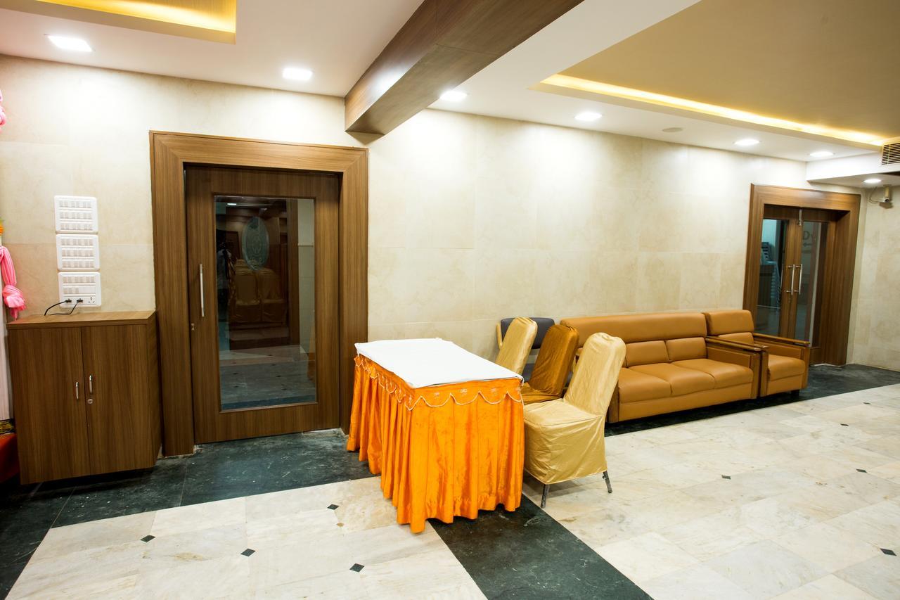 Oyo 14933 Rpr Residency Hotel Chennai Bagian luar foto