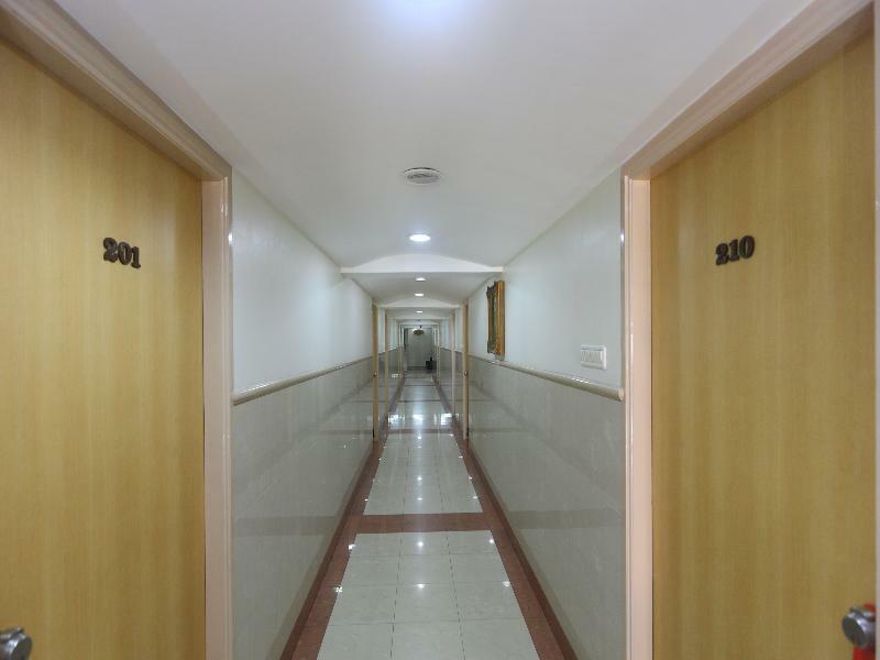 Oyo 14933 Rpr Residency Hotel Chennai Bagian luar foto